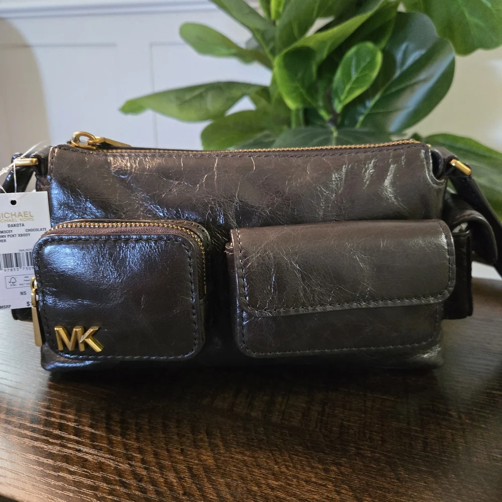 Michael Kors Dakota Small Convertible Pocket Crossbody in Chocolate. NWT